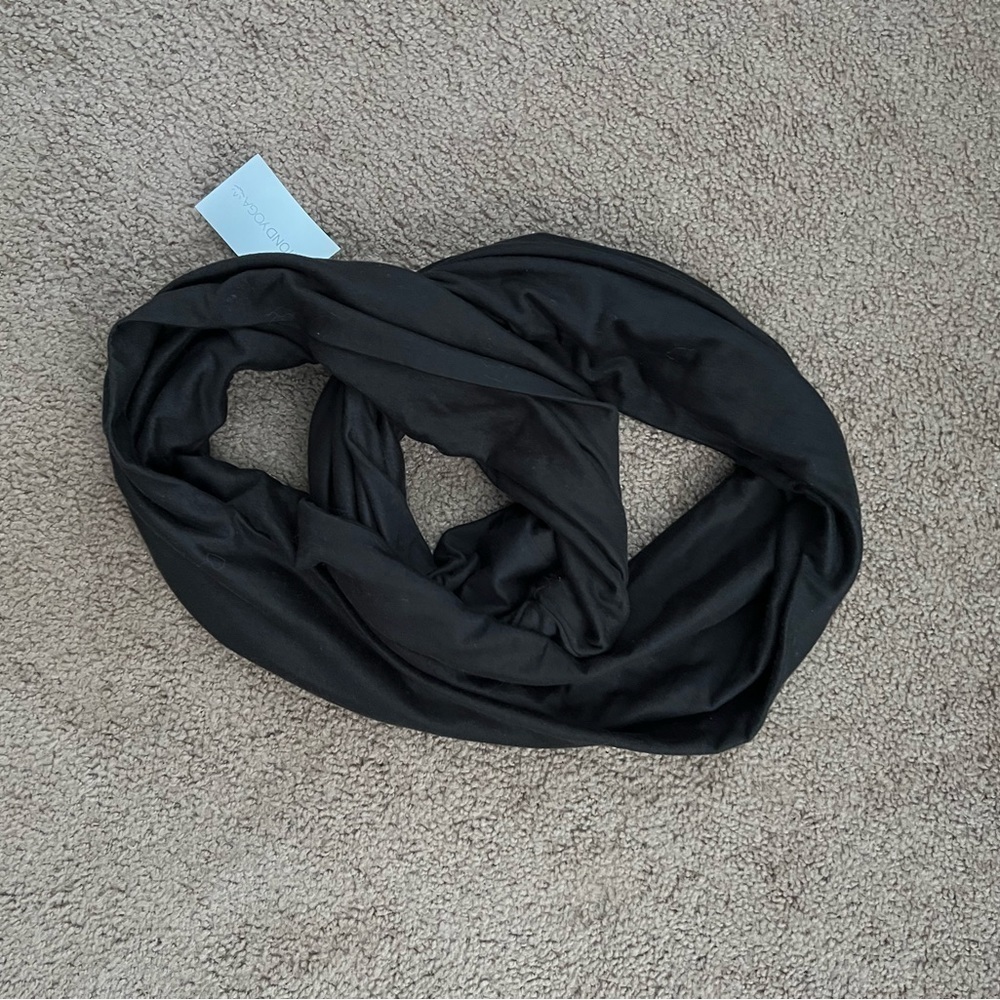 Beyond Yoga- Infinity Scarf​​​​​​​​​​